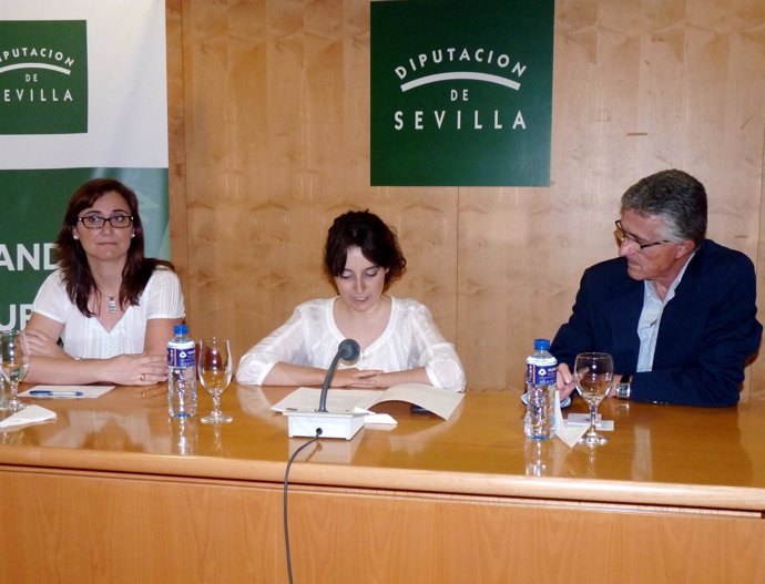 Margarita Gutiérrez, Beatriz Sánchez, Y Rafael Rodríguez Presentan El Premio