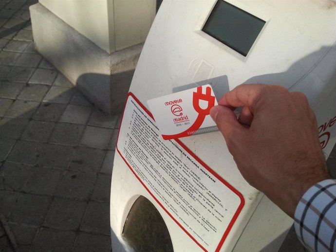 Acuerdo Entre Atos Y Telefónica Sobre Coches Eléctricos