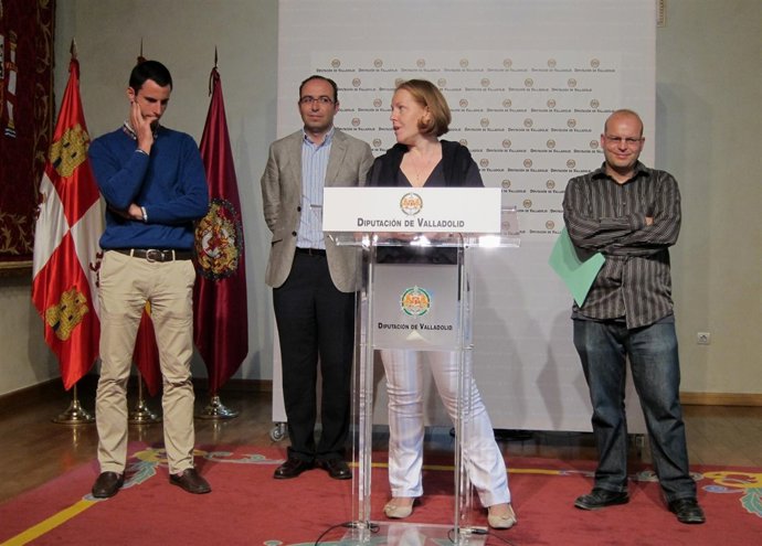 De Izq. A Drcha. Valbuena, Víctor Alonso, Mari Luz Fernández Y Francisco Merayo