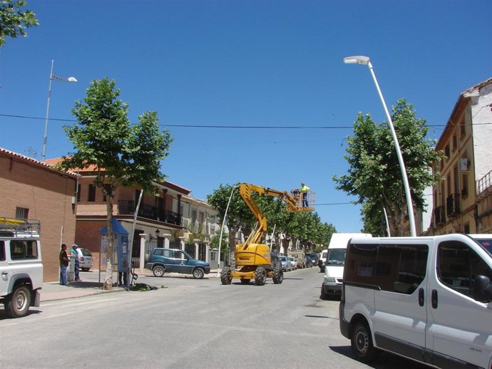 Farola LED En Una De Las Calles Del Municipio