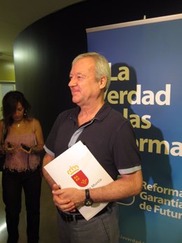 El Presidente Del PP De La Región De Murcia, Ramón Luis Valcárcel