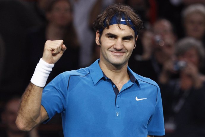 Roger Federer Celebra Su Victoria