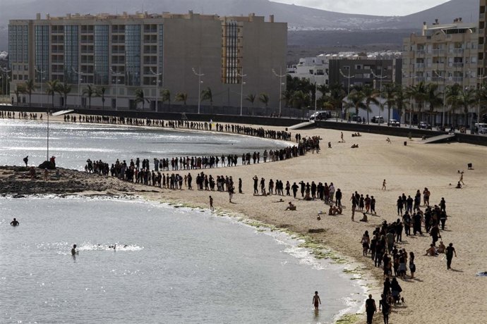 Cadena Humana Que Se Organizó En Lanzarote El Pasado 26 De Mayo