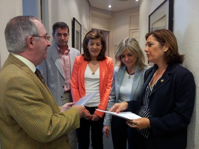 Los Redactores De Las Ponencias Del PP