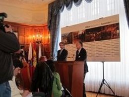 Firma Acuerdo Santander-Bilbao (Archivo)