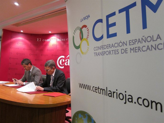 Firma Convenio Cámara Y CETM