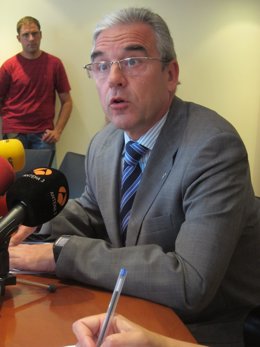 Jordi De Dalmases, Consejo Del Colegio De Farmacéuticos Catalán