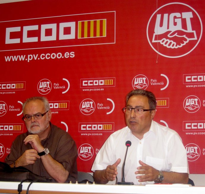 Conrado Hernández Y Paco Molina Durante La Rueda De Prensa.