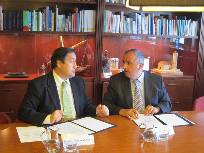 Firma Entre El Govern Y El Colegio De Ingenieros Agrónomos De Catalunya