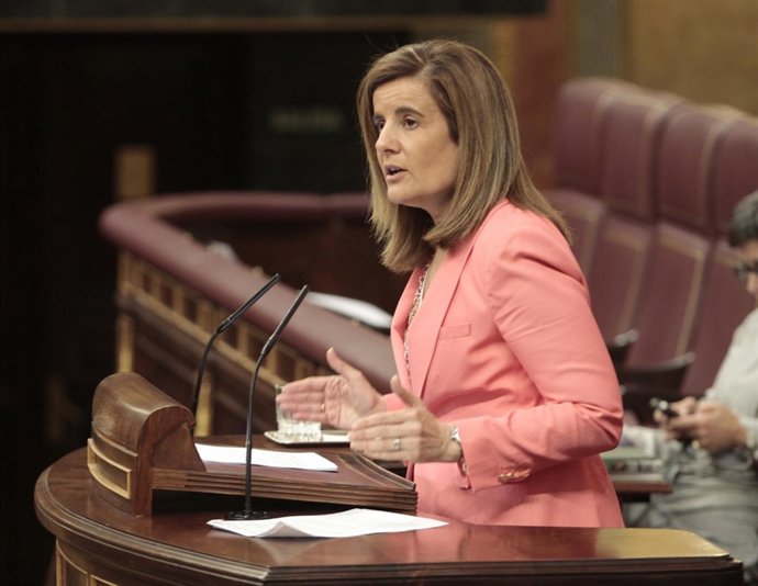 Fátima Báñez, En El Congreso
