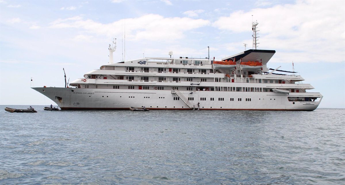 galapagos explorer cruise