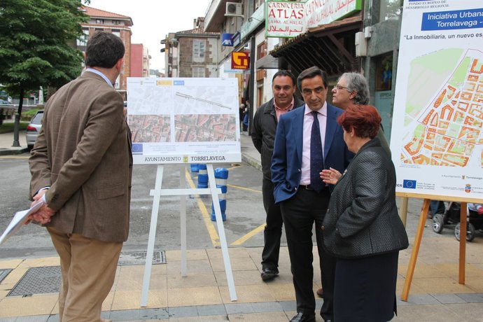 El Alcalde En La Presentación Del Proyecto