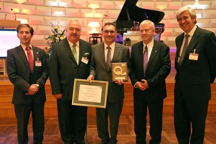 Antonio Cobo Recibe El 'Premio Líder Europeo En Calidad 2011' 