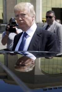 Donald Trump anima a inversores a "aprovecharse" de la situación de España