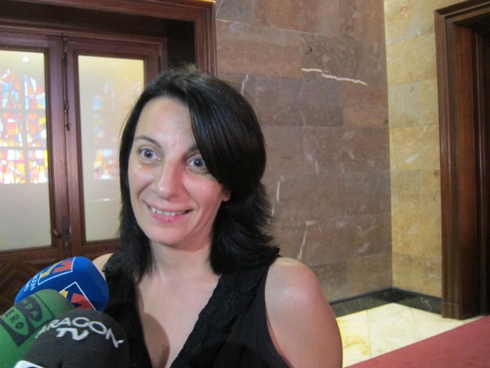 La Concejal Del Grupo Municpal De CHA, Leticia Crespo