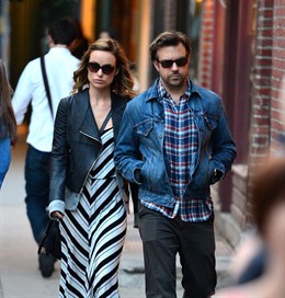 Olivia Wilde y Jason Sudeikis paseando en Nueva York 