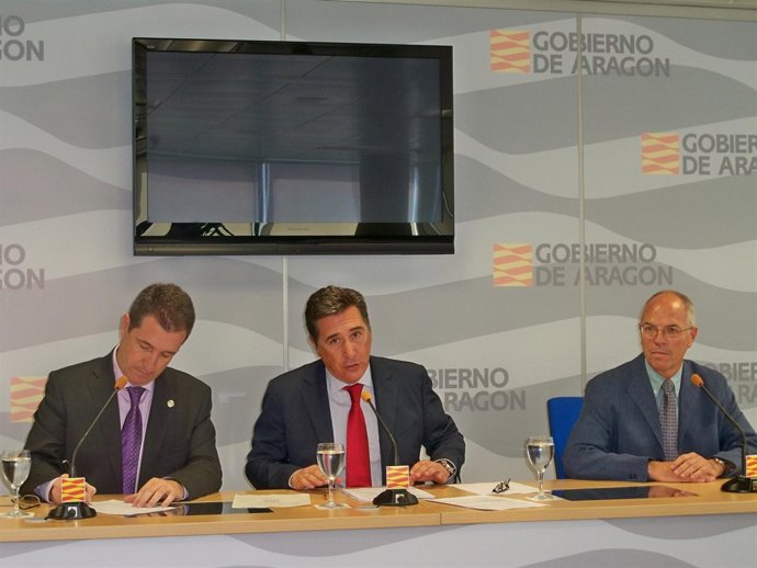 Ramón Jordán, Ricardo Oliván Y Enrique De La Figuera 