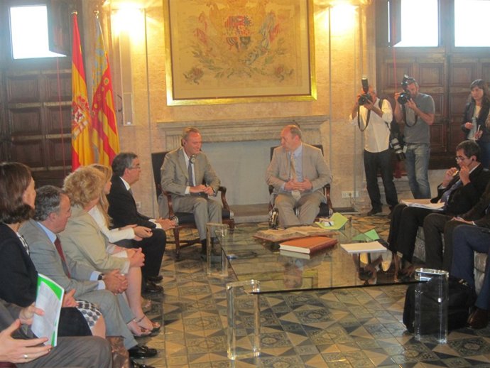 Reunión De Fabra Y La Delegación De Control Presupuestario De La UE