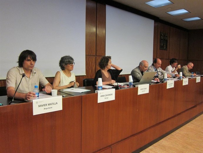 Debate Sobre Eurovegas En El COAC