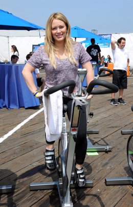 Hilary Duff haciendo ejercicio