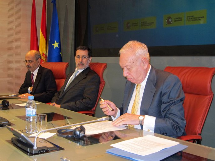 José Manuel García-Margallo Con Su Colega Marroquí