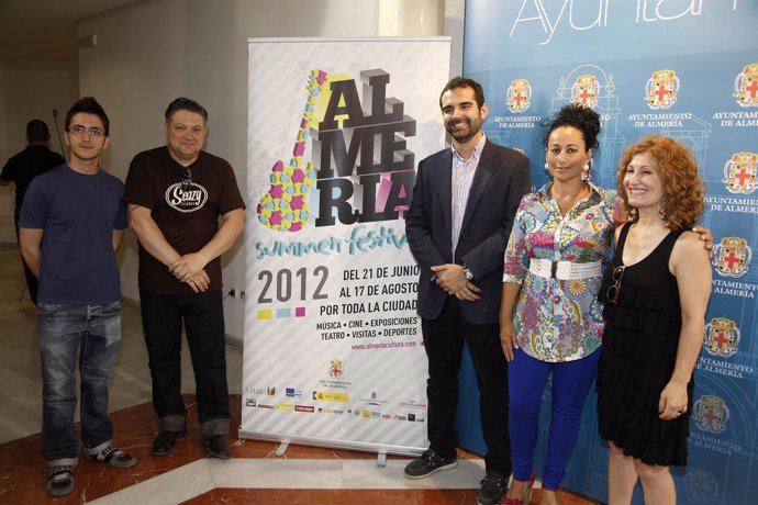 Fernández.-Pacheco Presenta El 'Almería Summer Festival'