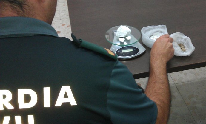 Dos Detenidos Con Droga En Pilas (Sevilla)