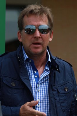 Schuster 