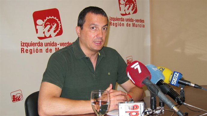 El Coordinador Y Diputado De IU-Verdes En La Región De Murcia