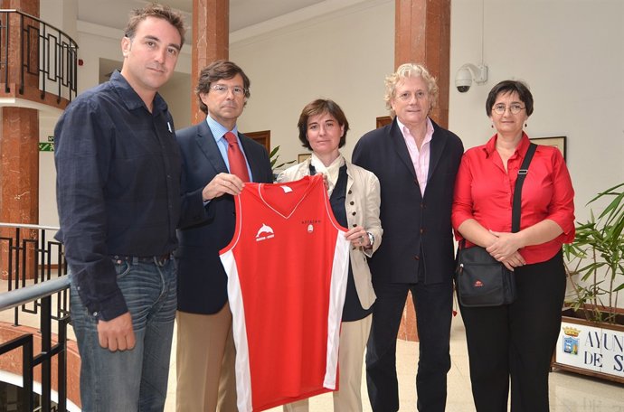 Presentación De 'Baloncesto Por El Autismo'