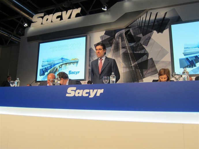 Manuel Manrique En La Junta De Sacyr