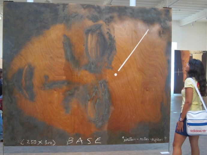 Una De Las Obras De La Exposición De La Fundació Tàpies