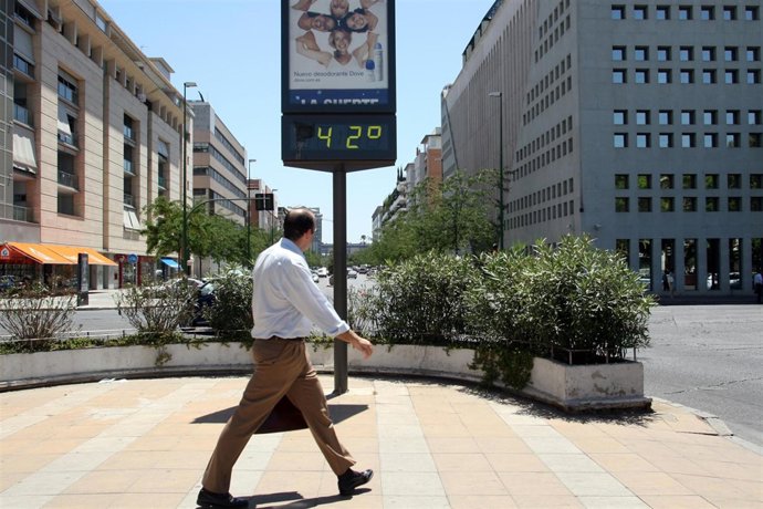 Termómetro con temperaturas altas en Sevilla