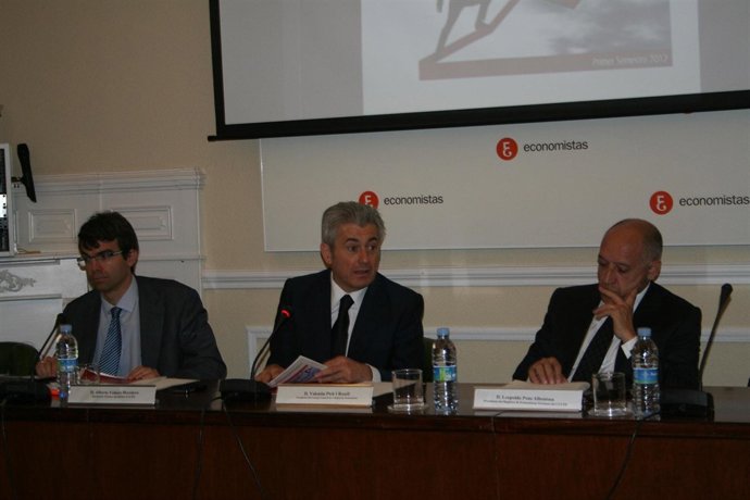 Consejo De Economistas