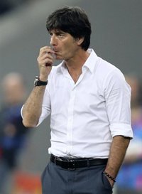 Fútbol/Eurocopa.- Löw (Alemania): "Grecia no es el tipo de equipo al que se puede destrozar"