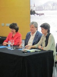 ETA.- San Gil denuncia que ETA "está más cerca que nunca de conseguir sus objetivos políticos"