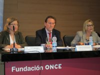 De Llera: Zoido "está en un momento político muy difícil porque se le ha venido encima toda la carga del PP-A"