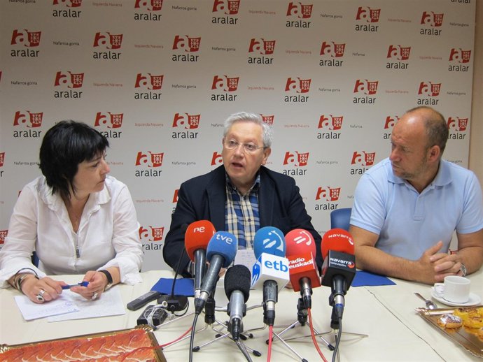 Asun Fernández De Garaialde, Patxi Zabaleta Y Txentxo Jiménez.