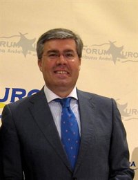 El alcalde de Jaén, "plenamente convencido" de que Zoido hará "un partido ganador"