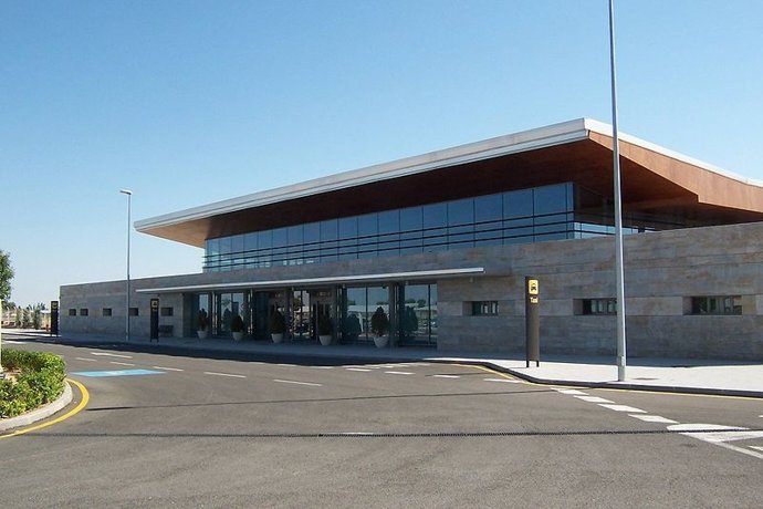 AEROPUERTO LOS LLANOS , ALBACETE