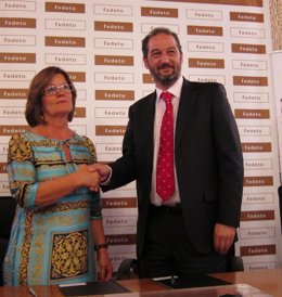 Martínez En La Firma Del Convenio Con Arval