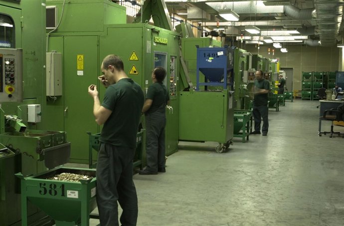 Fabricación De Monedas De Euros En La Fábrica Nacional De Moneda Y Timbre