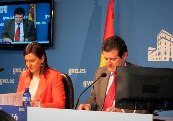 Catalá Y Císcar En La Rueda De Prensa Posterior Al Pleno Del Consell