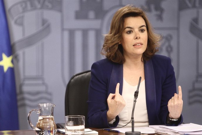 Soraya Sáenz De Santamaría En El Consejo De Ministros