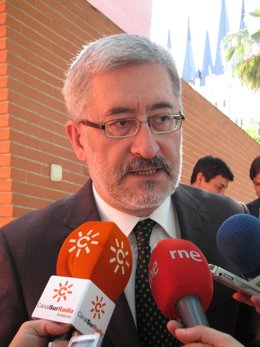 El Consejero De Economía, Innovación, Ciencia Y Empleo, Antonio Ávila