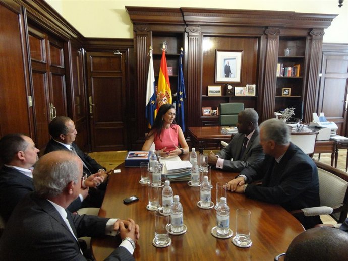 Delegada Del Gobierno Recibe A Ministro De Geología, Minas E Industria De Angola