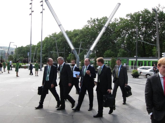 Galán Llegando A La Junta