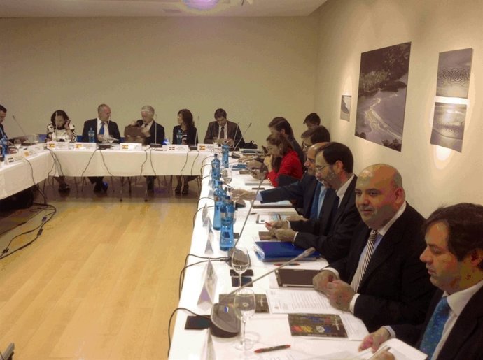 Imagen De La Mesa De Directores Generales De Turismo En San Sebastián