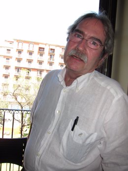 El escritor Jaume Cabré, en el Ateneu Barcelonès