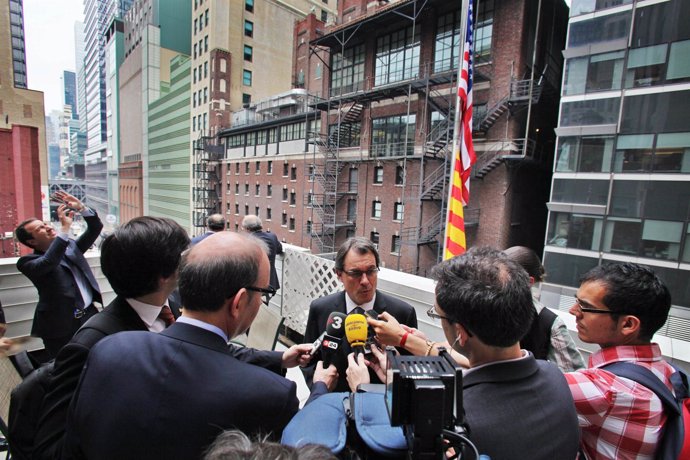 El President A.Mas En Declaraciones A Los Medios En Nueva York